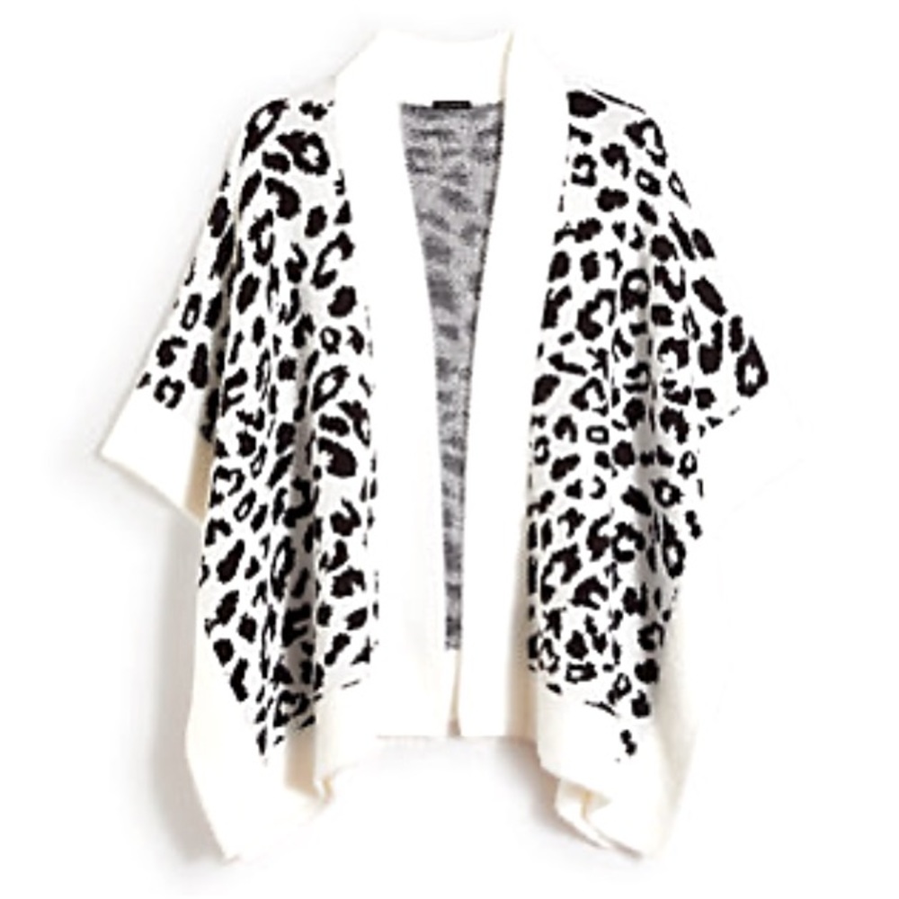 NWT ANN TAYLOR COZY LEOPARD OPEN PONCHO SWEATER